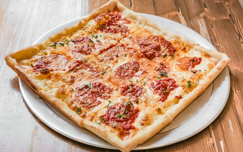 Giovanni’s Pizzeria & Restaurant photo 4
