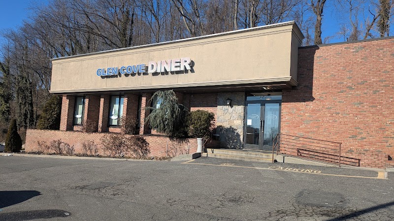 Glen Cove Diner photo 3