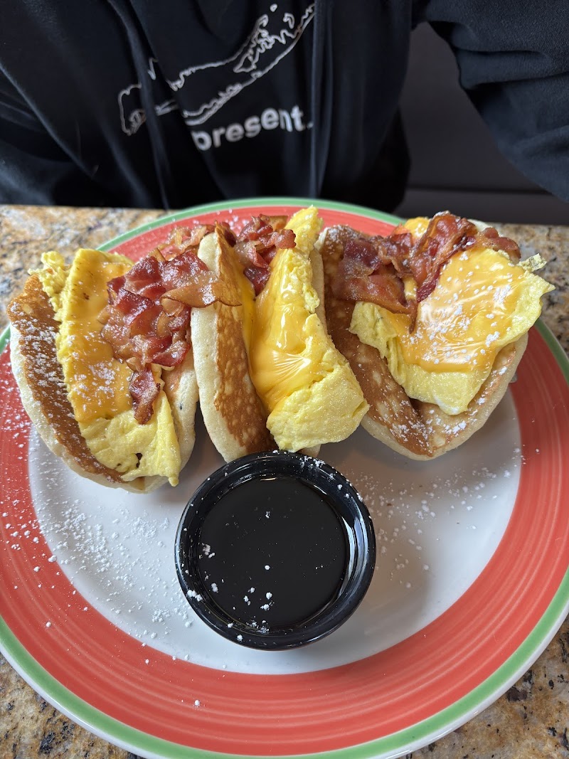 Glen Cove Diner photo 5