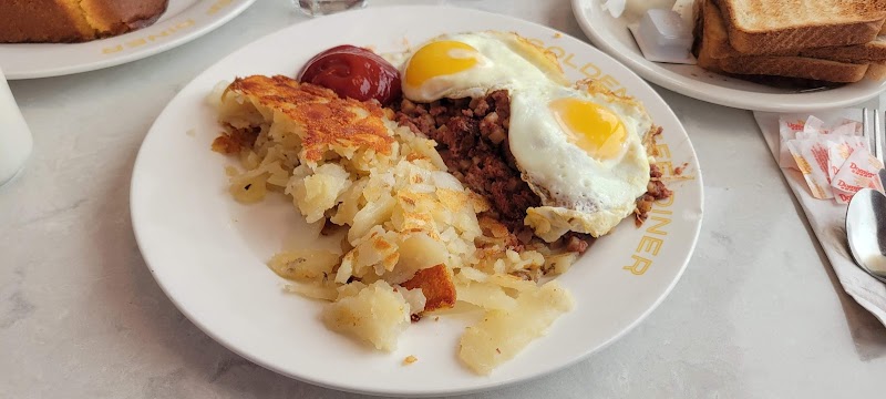 Golden Reef Diner photo 2