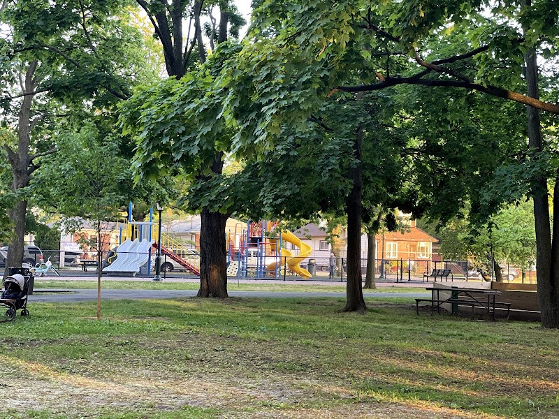 Greis Park photo 4