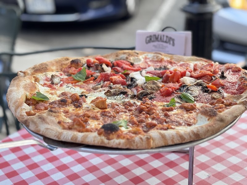 Grimaldi's Pizzeria Garden City photo 3