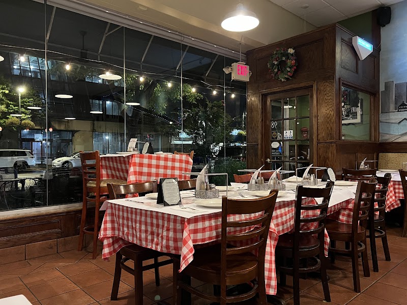 Grimaldi's Pizzeria Garden City photo 4