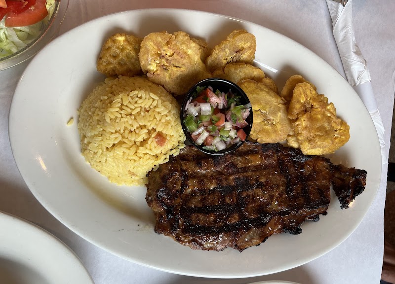Gusto Latino Bar and Restaurant photo 3
