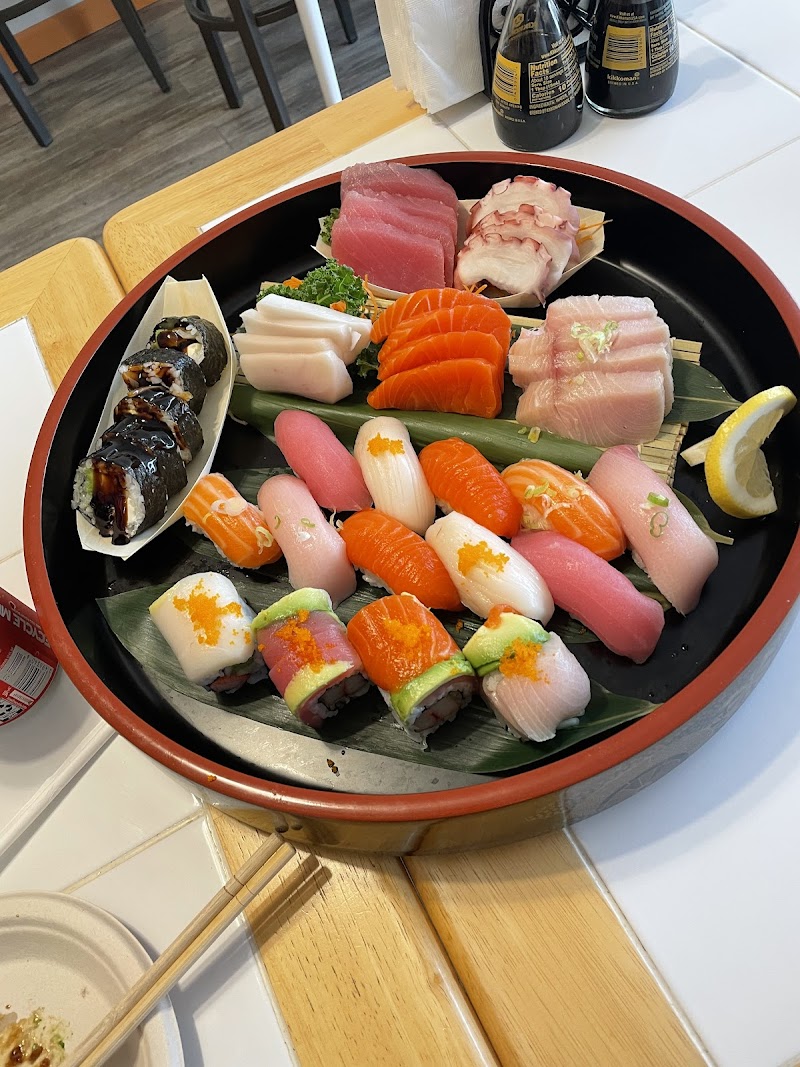 Hachimi Sushi photo 4