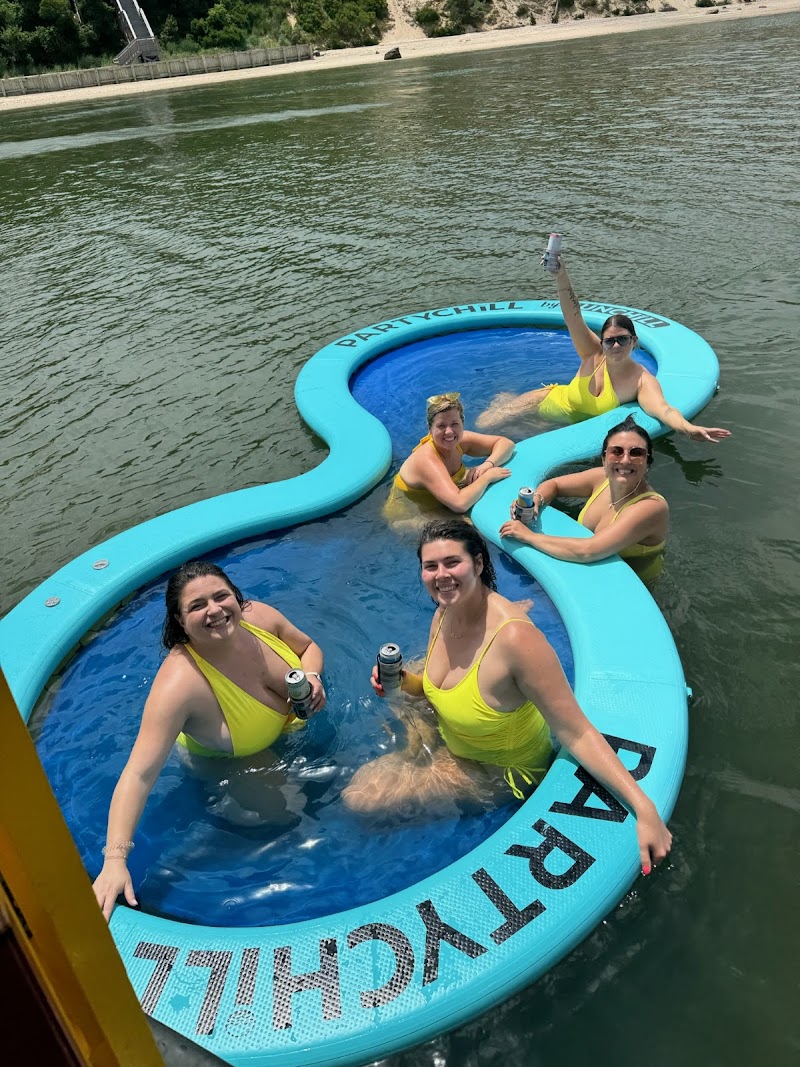 Hamptiki: Boat Rental Hamptons, NY photo 4