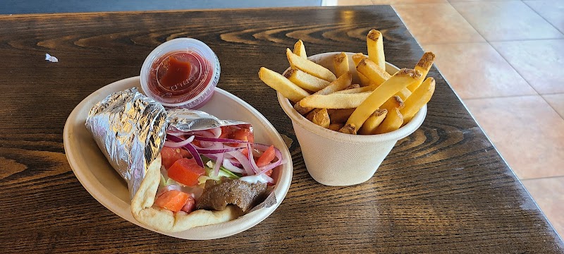 Hampton Gyro and Grill - Hampton Bays photo 3
