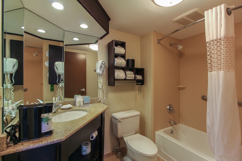 Hampton Inn Long Island/Commack photo 4