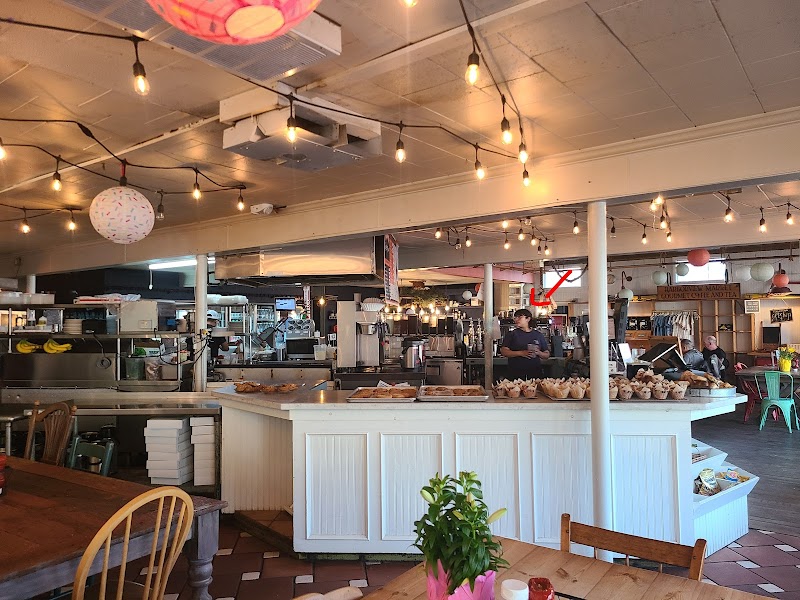 Harborview Market photo 2