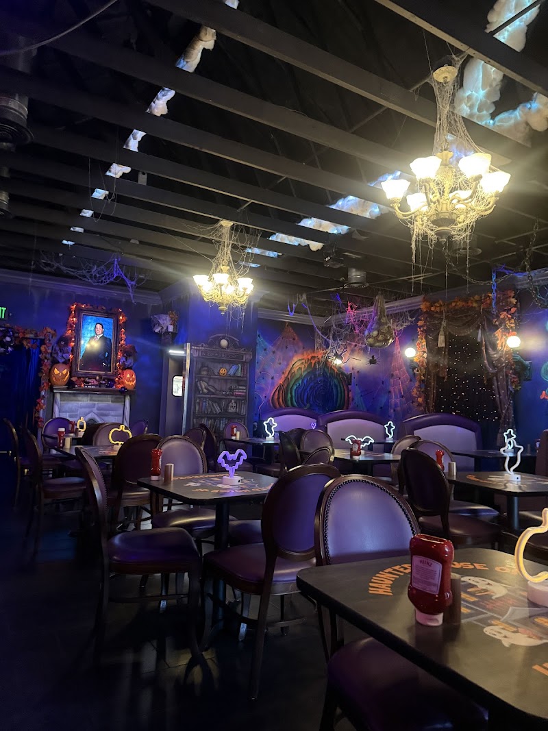 Haunted House of Hamburgers photo 3