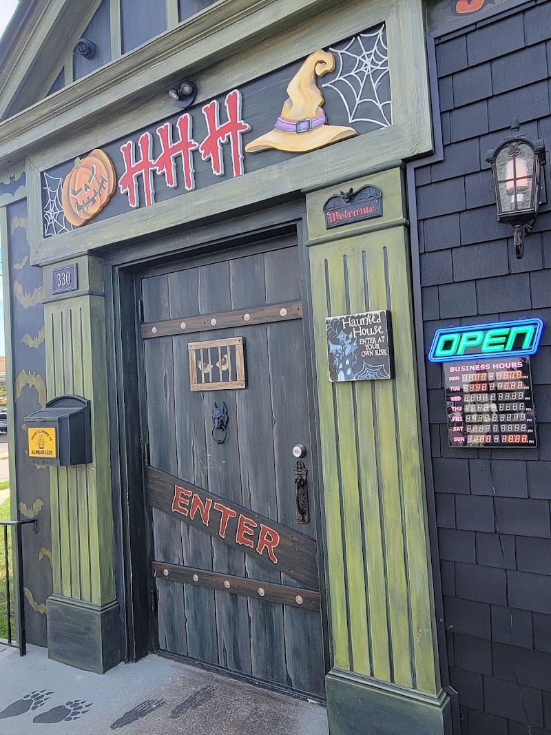 Haunted House of Hamburgers photo 5