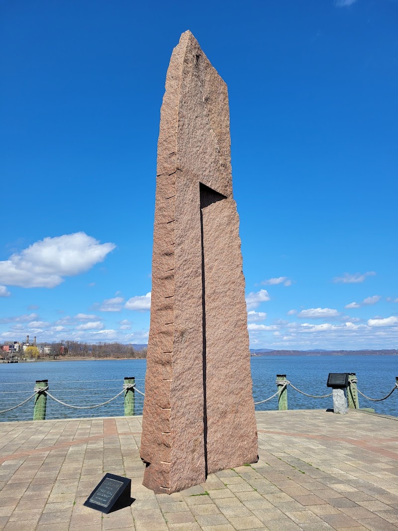 Haverstraw Waterfront Promenade Park photo 2