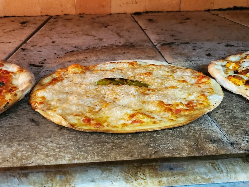 Heights Pizza Company photo 2