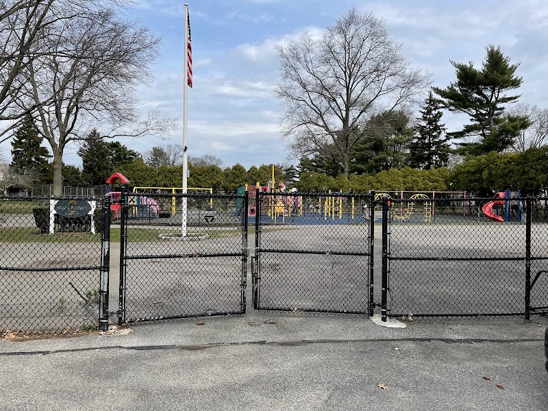 Hemlock Playground (Garden City) photo 5