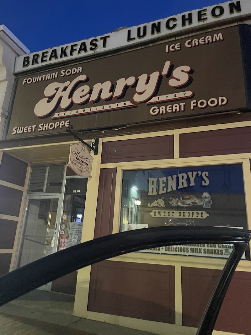 Henry's Confectionery photo 4