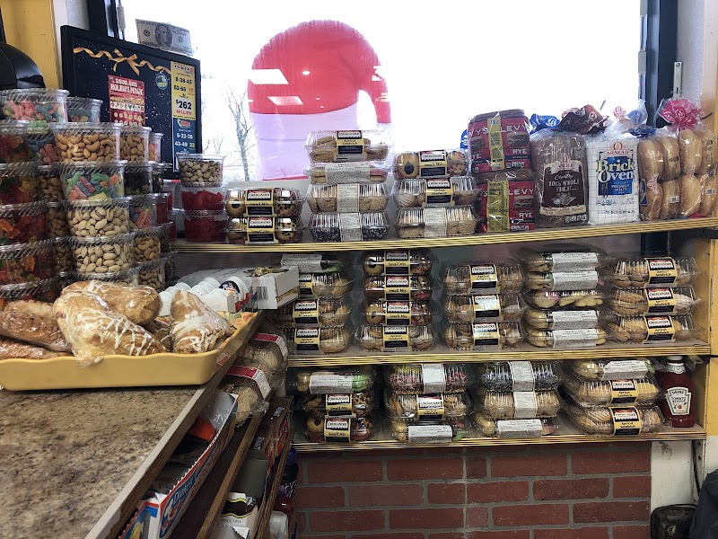 Hick's Piccolo Gourmet Delicatessen photo 5