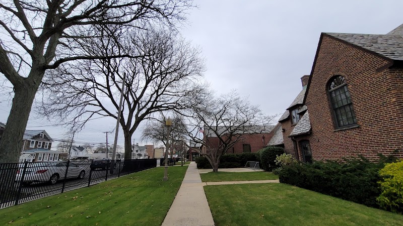 Hicksville Public Library photo 4
