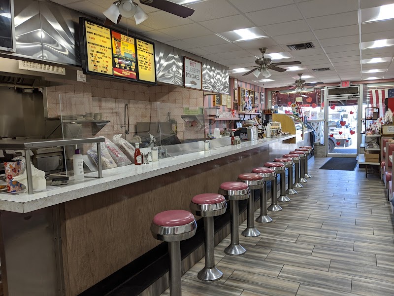 Hicksville Sweet Shop photo 3