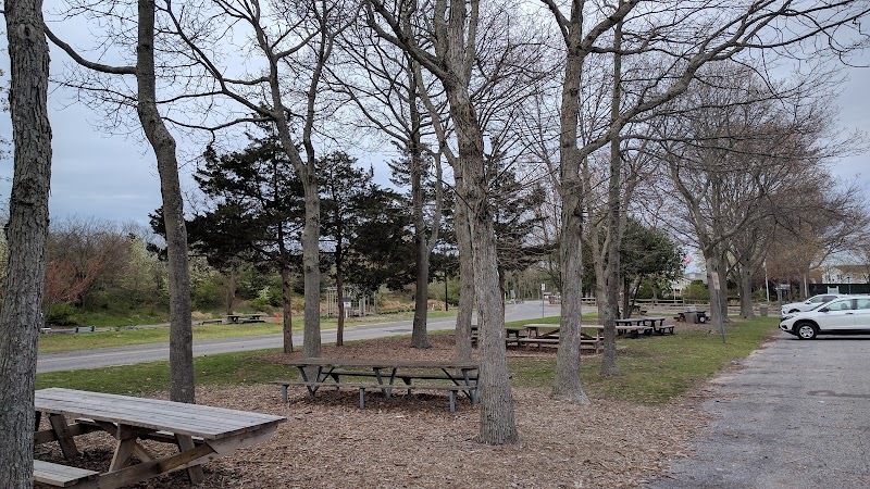 Holtsville Park photo 3