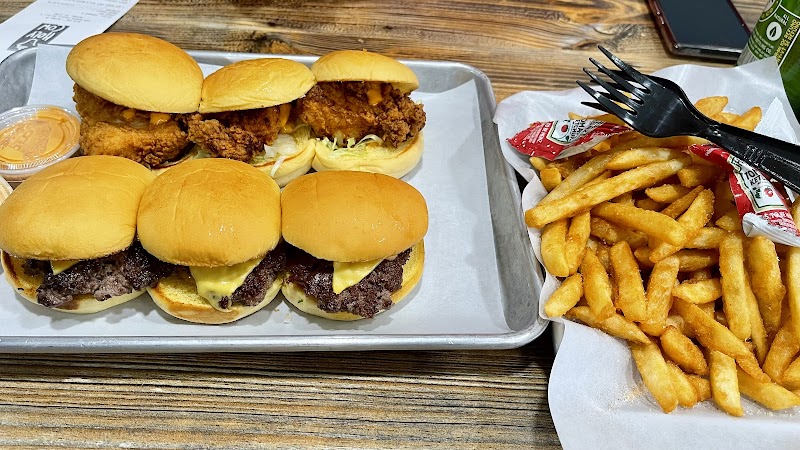 Holy Burger Selden photo 3