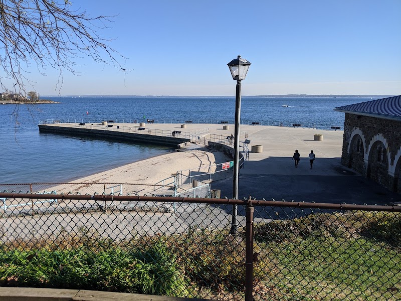 Hudson Park & Beach photo 3
