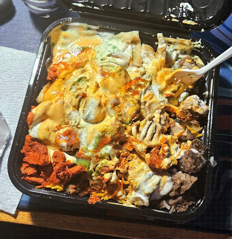 Hunchos Halal Spot photo 5