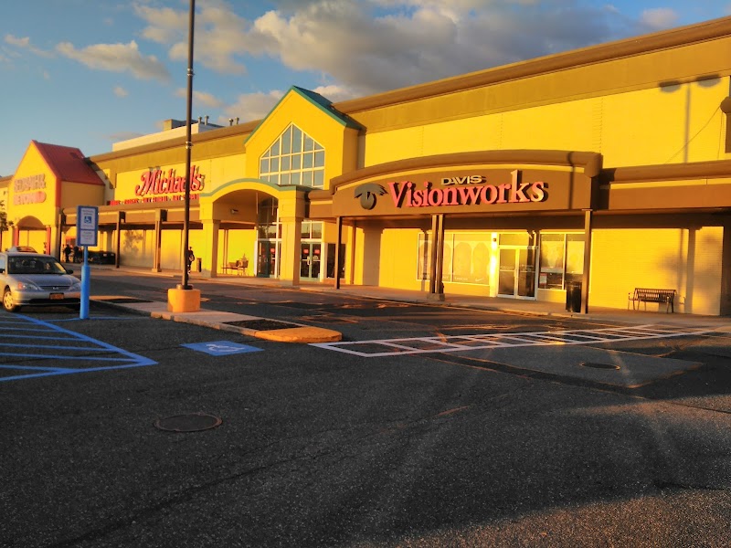 Huntington Shopping Center photo 4