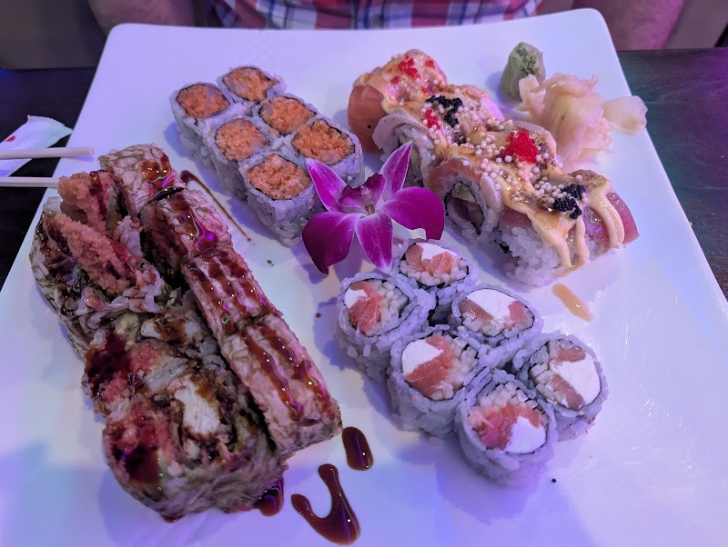 Izumi Sushi & Hibachi photo 2