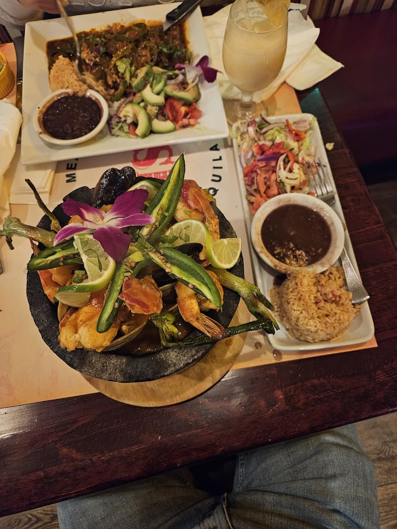 Jalisco Cocina Mexicana & Tequila Bar photo 4