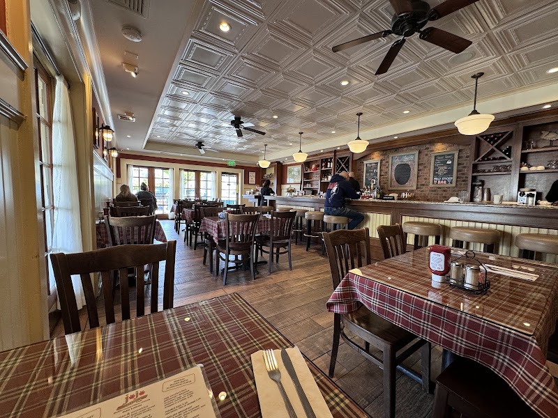 Jo Jo Apples Cafe photo 3