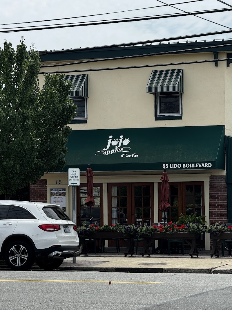 Jo Jo Apples Cafe photo 4