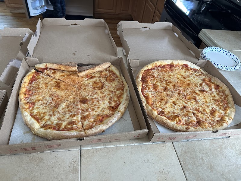 Joes Pizza Restaurant (Shirley NY) photo 3
