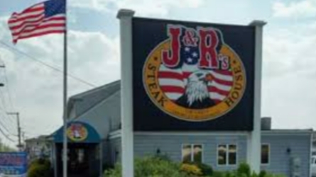 J&R's Islip Steak House photo 3