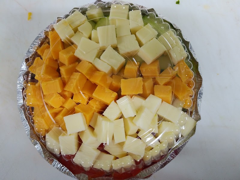Julio's inwood Discount Deli & Grocery photo 5