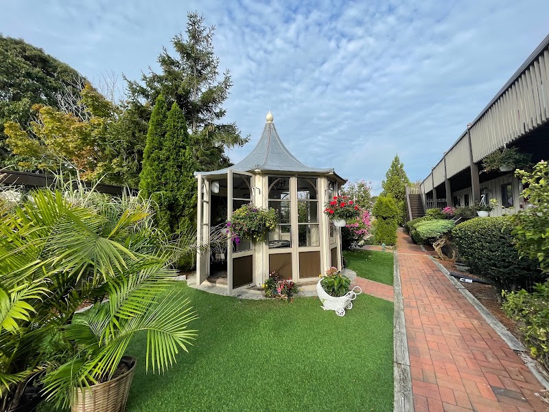 Kenny's Tipperary Inn photo 5