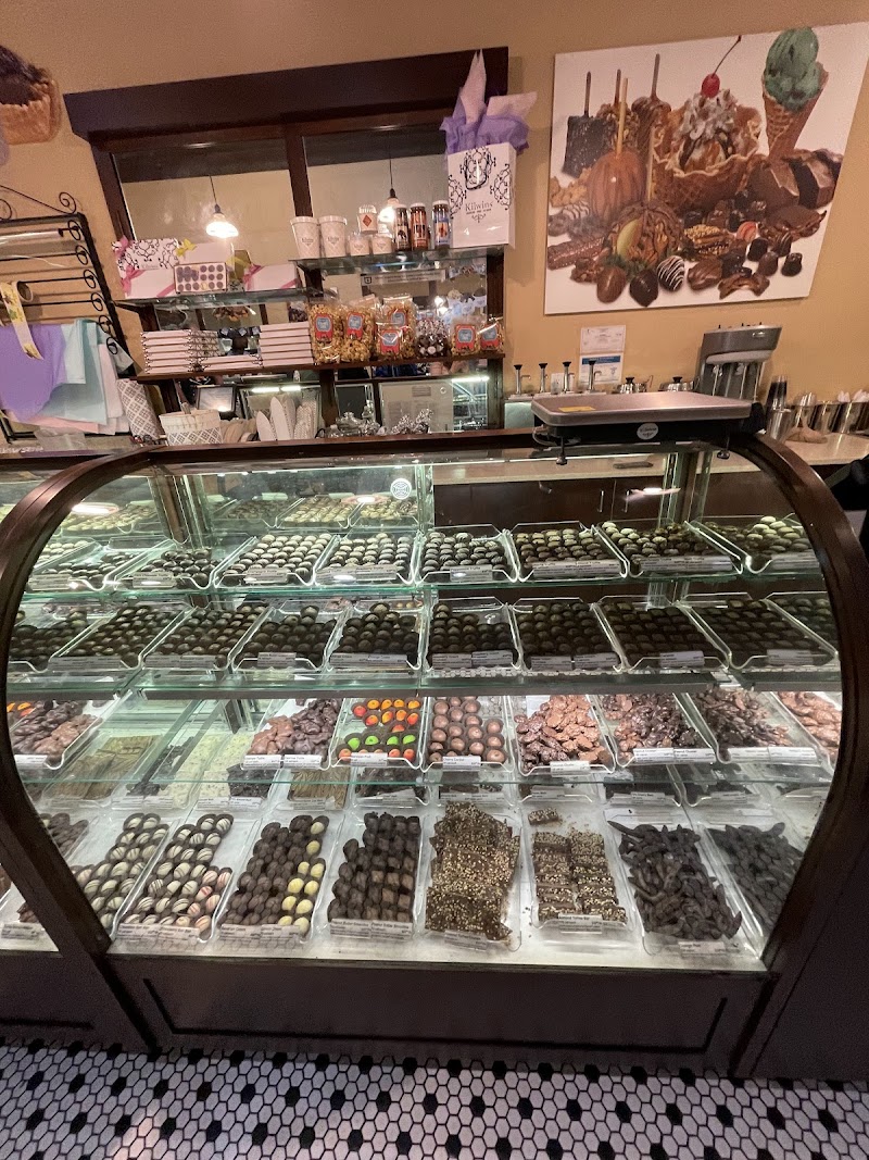 Kilwins Ice Cream - Chocolate - Fudge photo 3