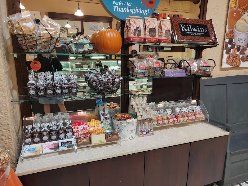 Kilwins Ice Cream - Chocolate - Fudge photo 4