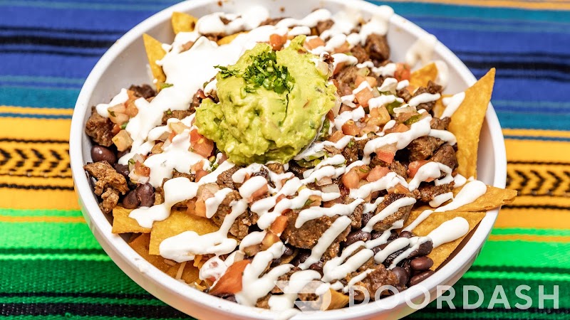 Kings Deli And Taqueria photo 3