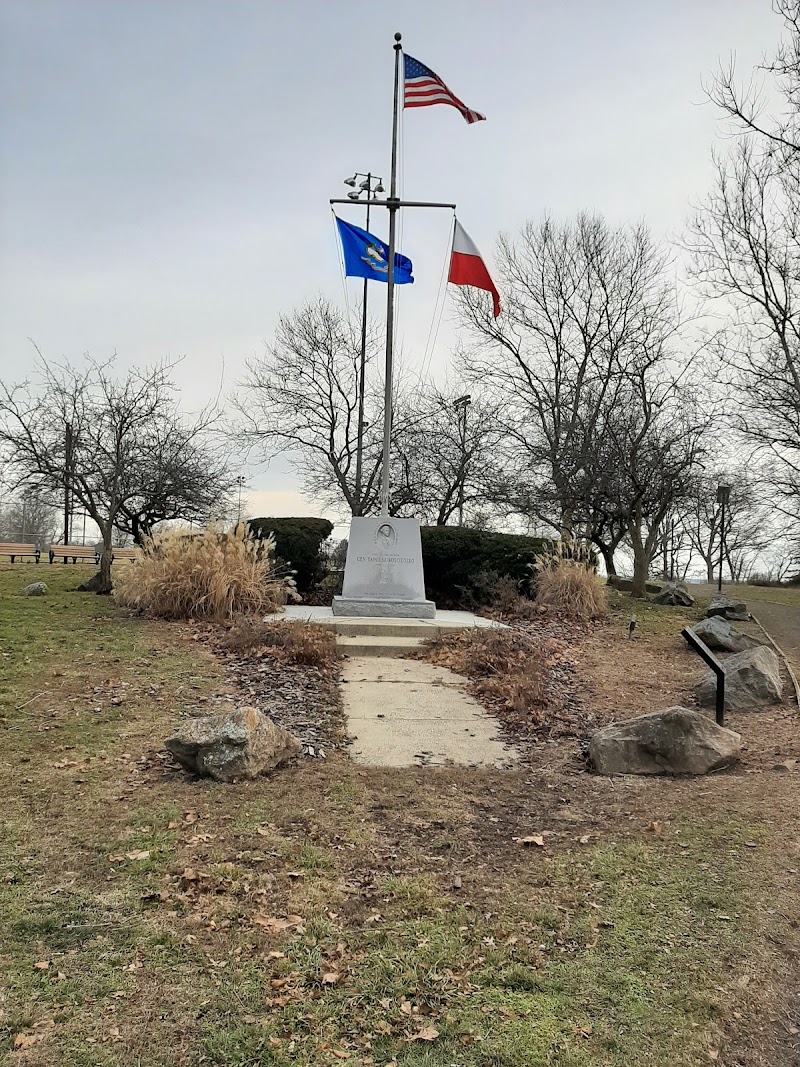 Kosciuszko Park photo 3