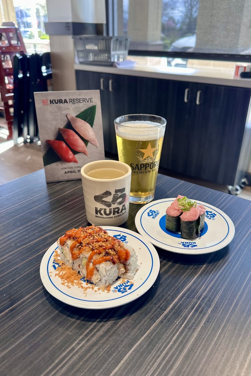 Kura Revolving Sushi Bar photo 3