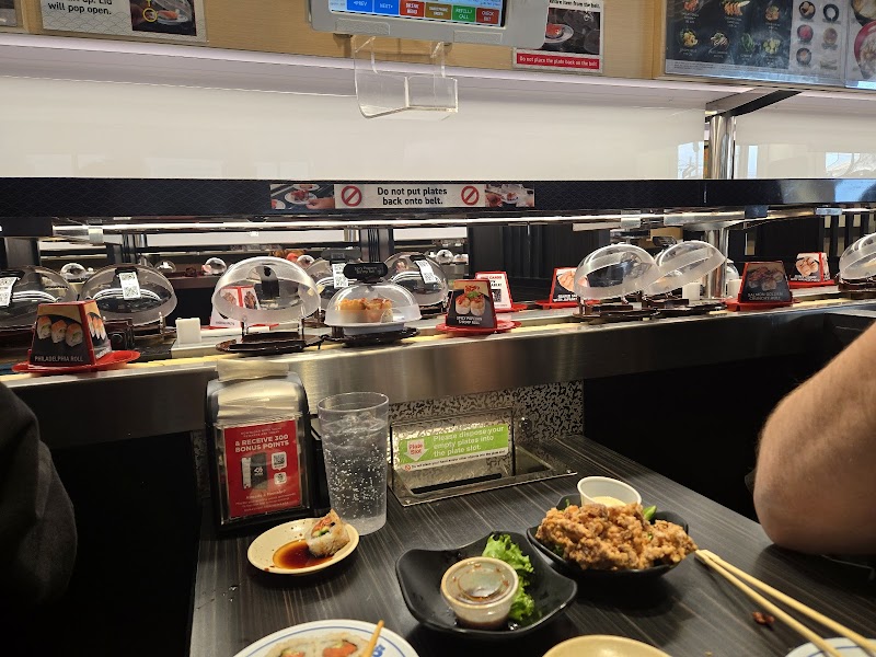 Kura Revolving Sushi Bar photo 4