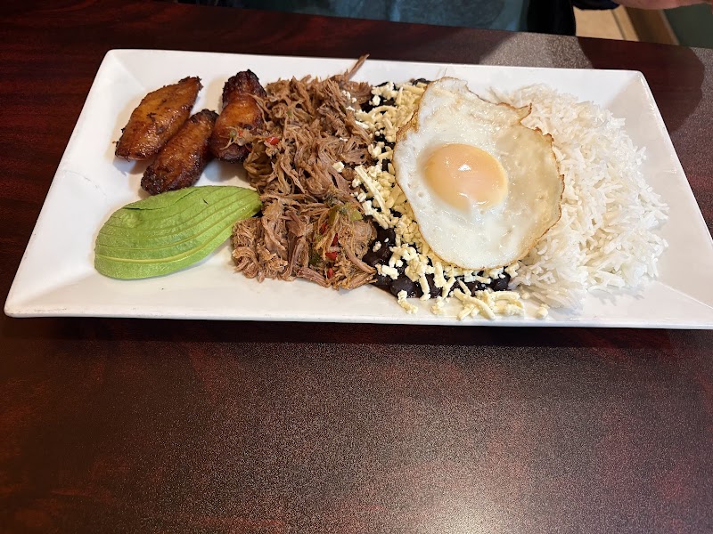 La Calle Arepas Bar photo 3