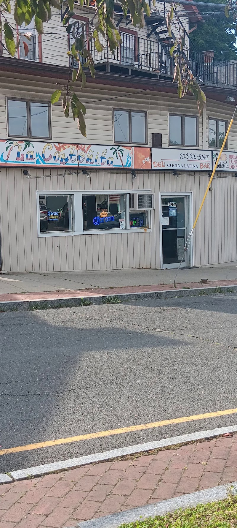 La Costeńita deli restaurant llC photo 4