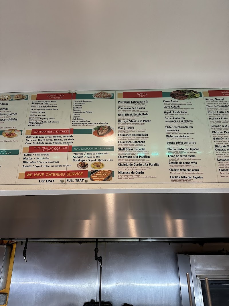 La Familia Deli & Grill photo 4