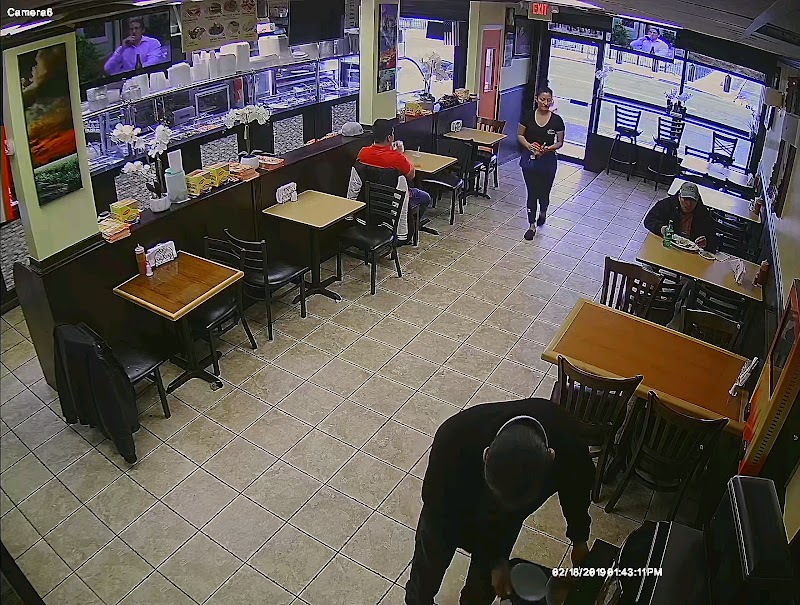 La familia Deli & Grill photo 4