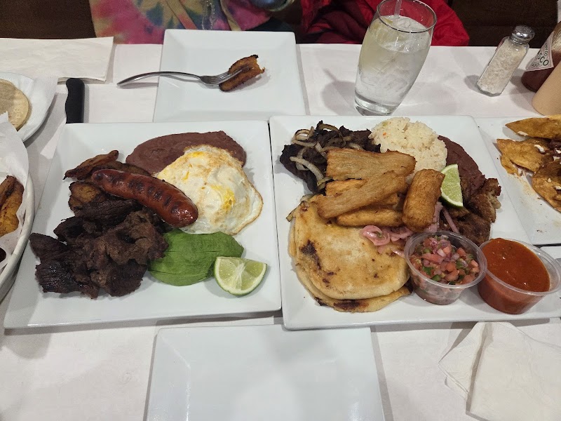 La Sureña Restaurant photo 3
