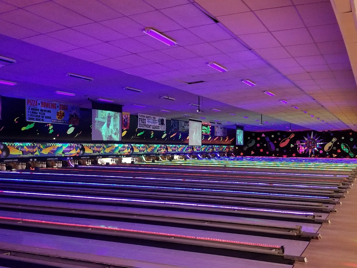 Lakewood Lanes photo 3