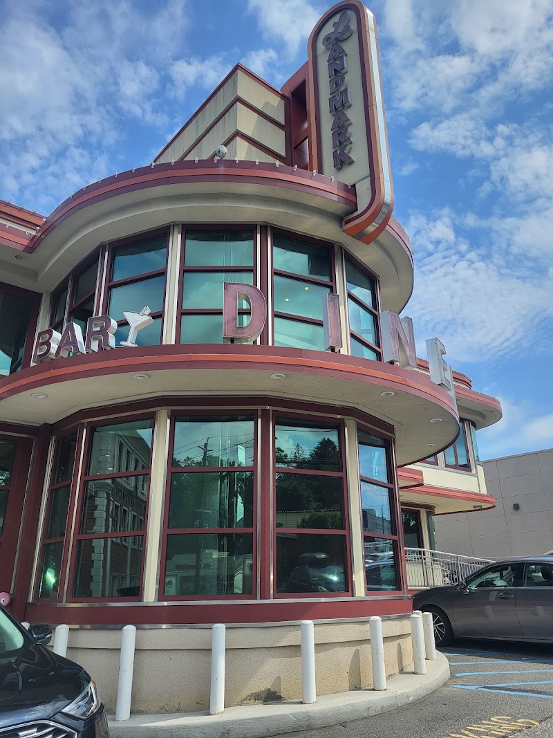 Landmark Diner photo 4