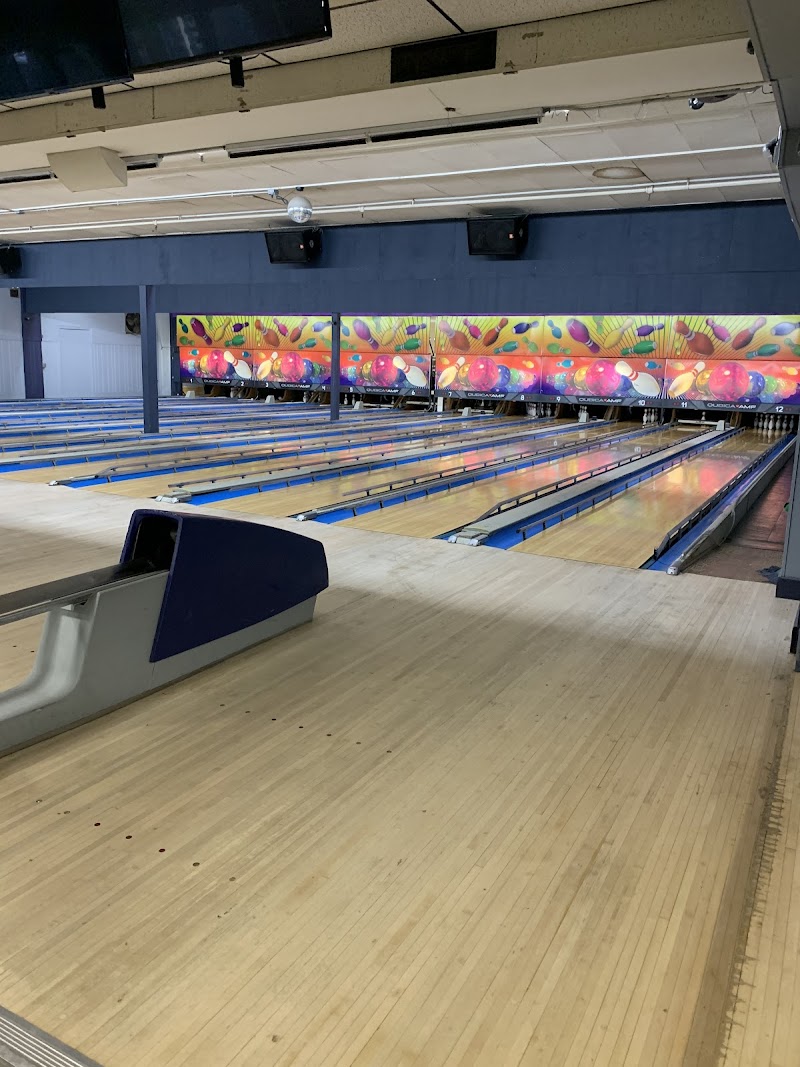 Larkfield Lanes photo 2