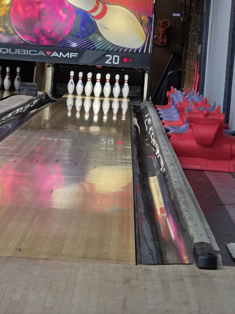 Larkfield Lanes photo 5